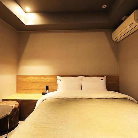 Rainbow Hotel Yongsan Сеул Экстерьер фото