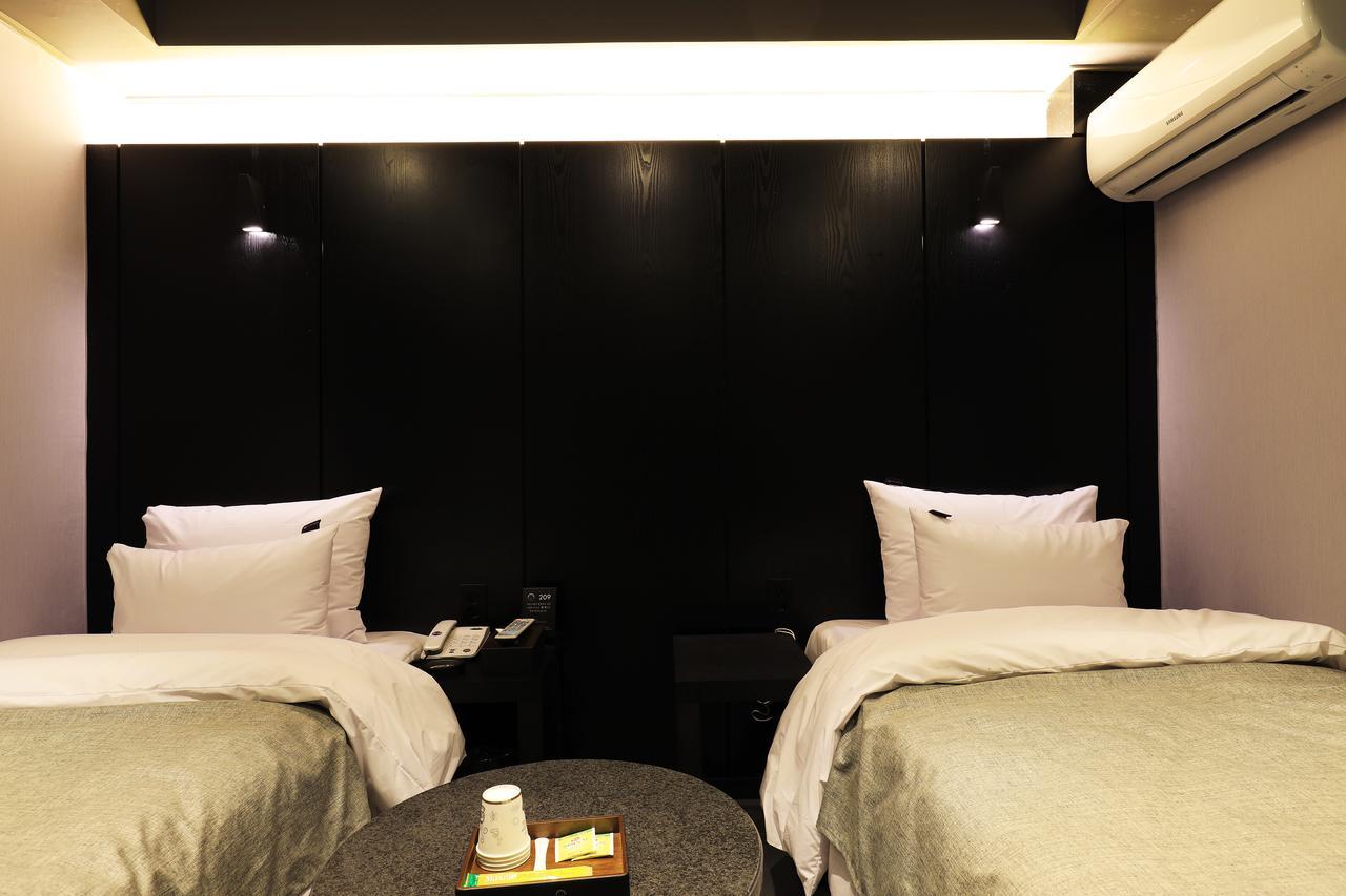 Rainbow Hotel Yongsan Сеул Экстерьер фото