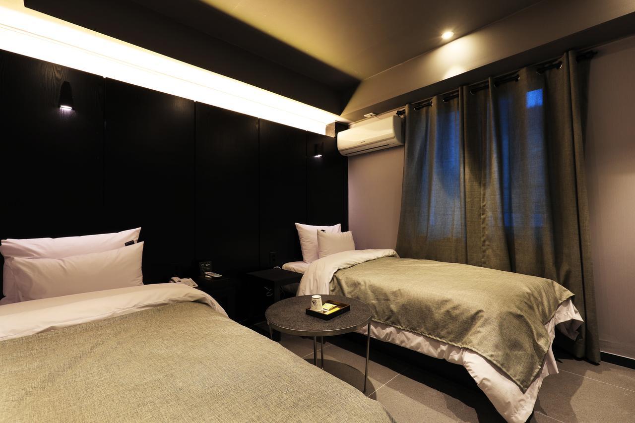 Rainbow Hotel Yongsan Сеул Экстерьер фото