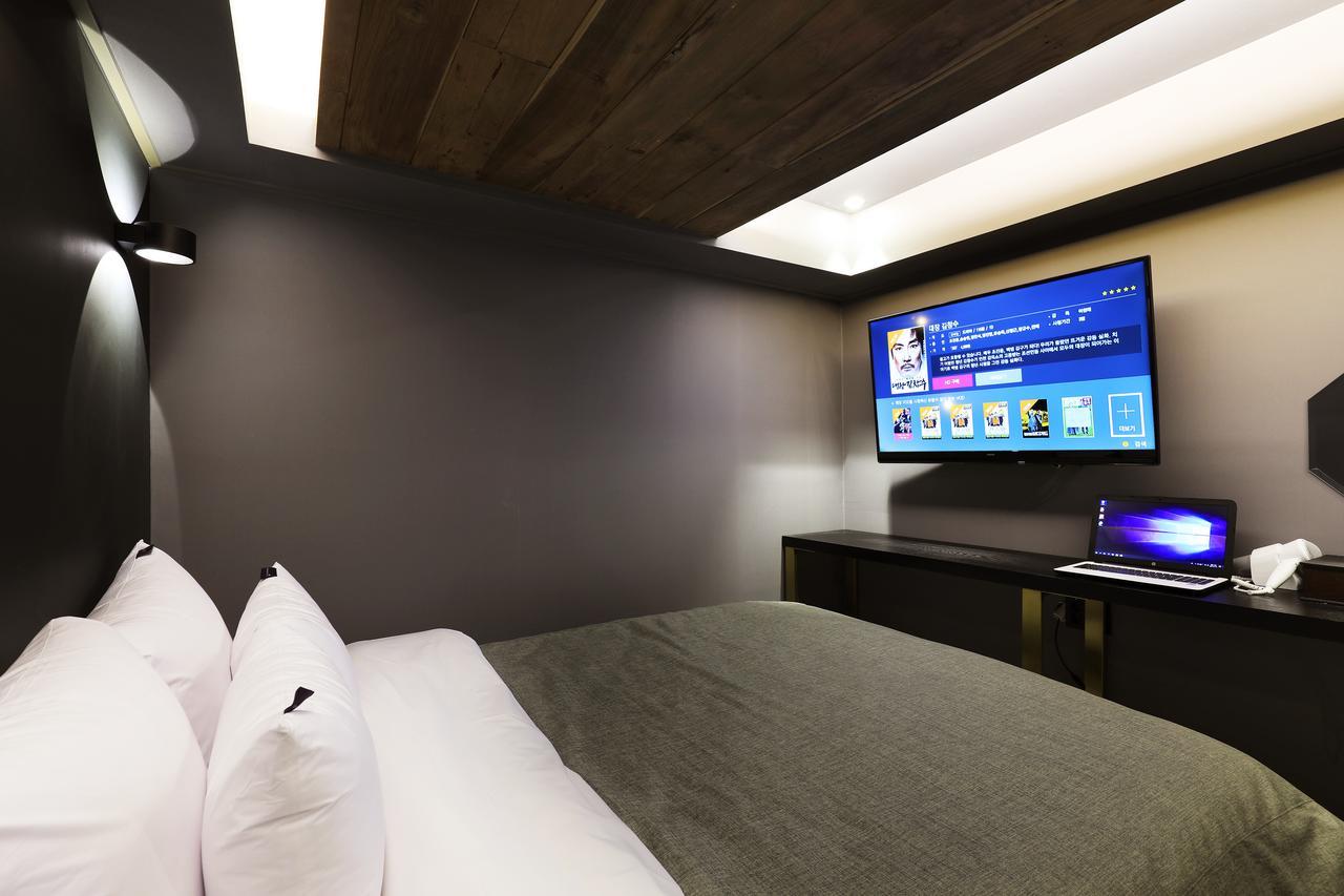 Rainbow Hotel Yongsan Сеул Экстерьер фото