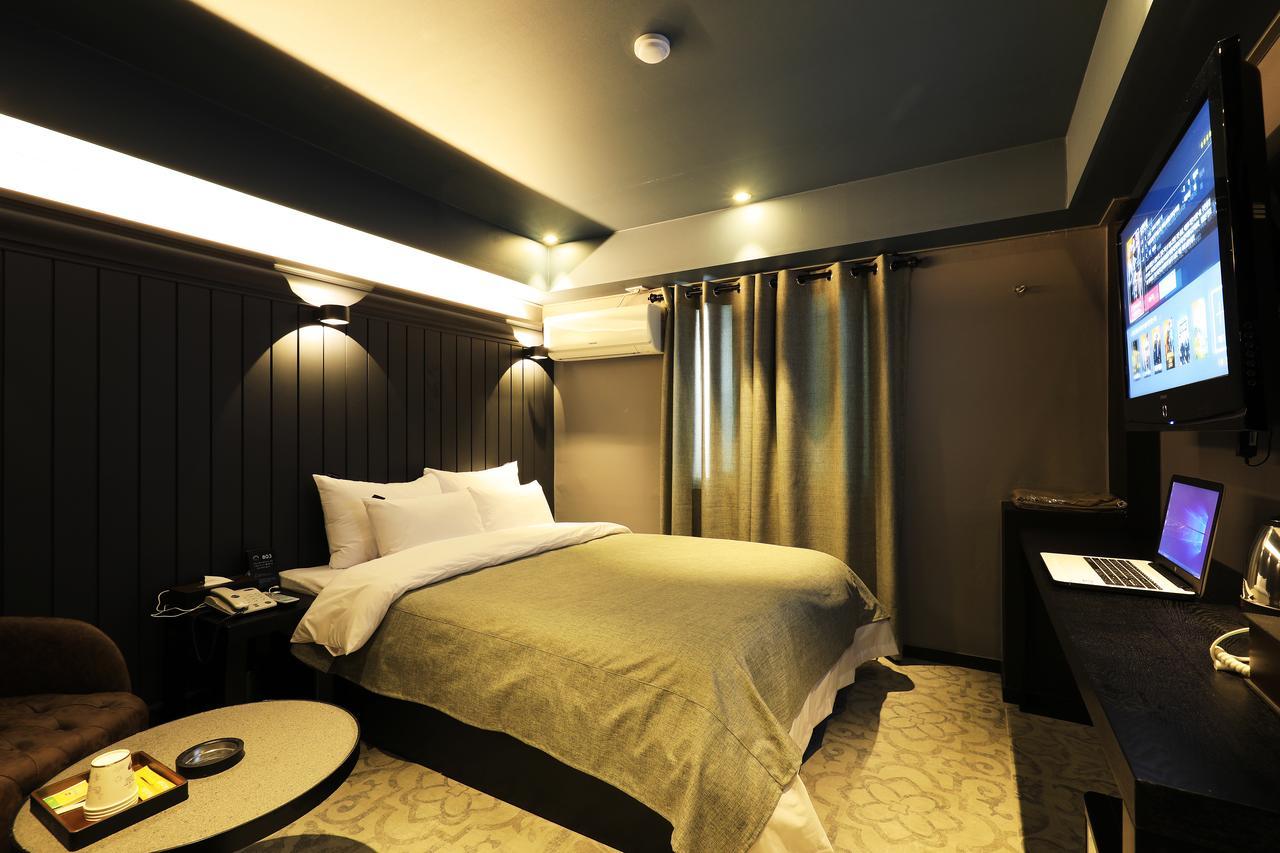 Rainbow Hotel Yongsan Сеул Экстерьер фото