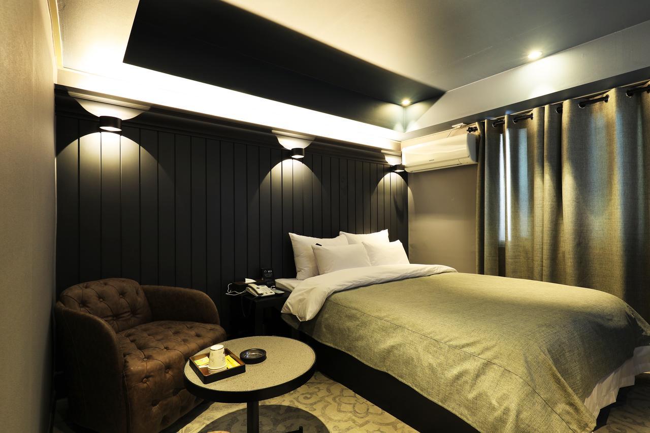 Rainbow Hotel Yongsan Сеул Экстерьер фото